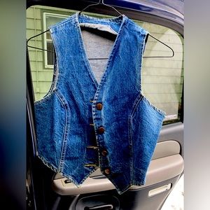 Vintage women’s jean vest.